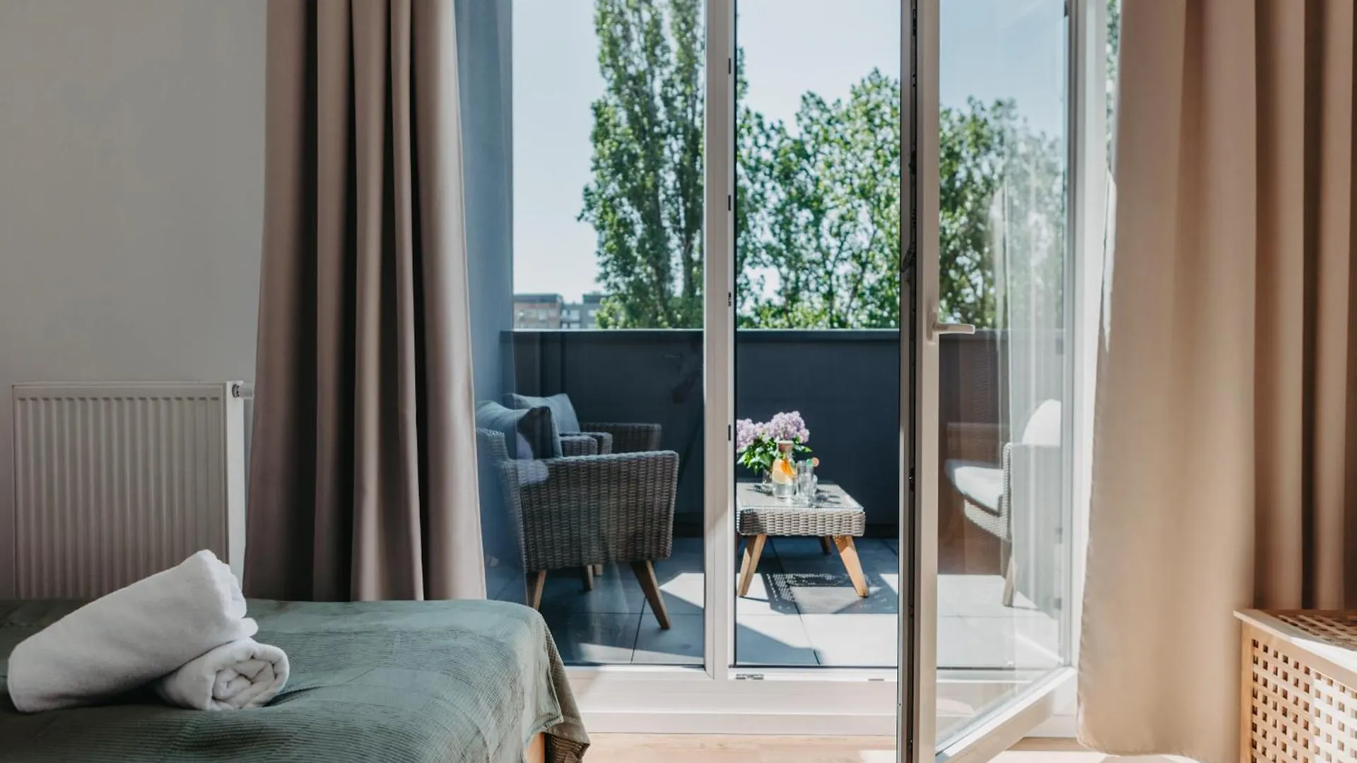 Mieszczanska 46 - Nowoczesny Apartament Z 2 Sypialniami - Taras, Parking, Centrum - Fair Rentals Vratislav